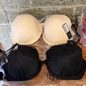 BeMe Elegant Black and Cream Lace Bras Set of 2 36D NIP